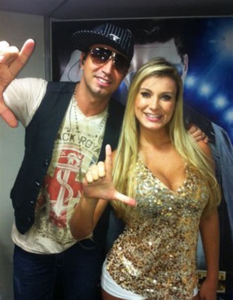 Zacarias e Andressa Urach