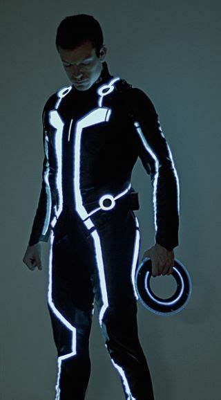 Zone Tron Cosplay: Electrify the Crowd with Glowing Performances