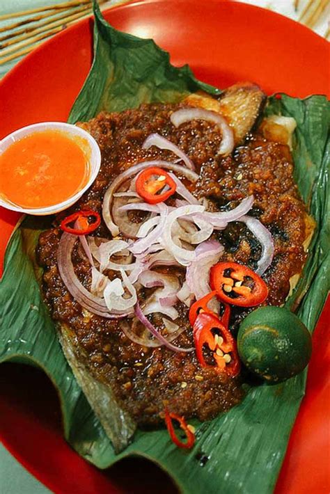 a. Sambal Stingray (SGD 10)