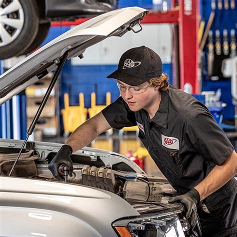 aaa auto repair chandler Reader