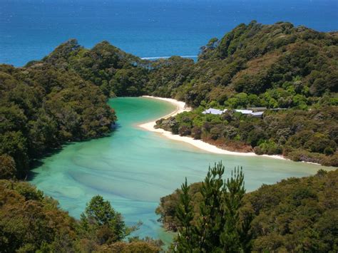 abel tasman national park new zealand