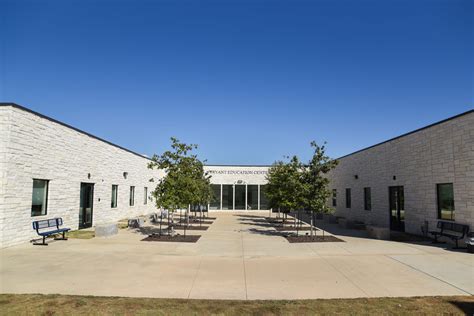 academy round rock texas Reader