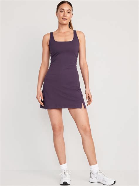 active dress with a shelf-bra