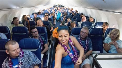 airlines to hawaii from las vegas