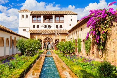 alhambra and the generalife official guide Kindle Editon