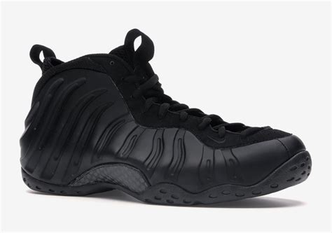 all black foams