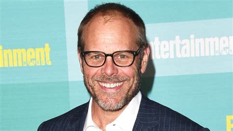 alton brown net worth