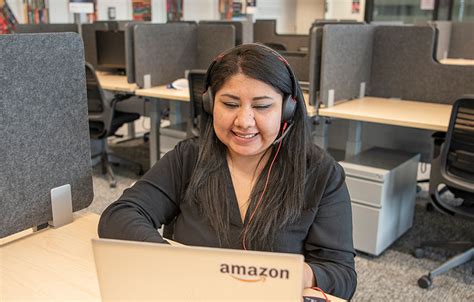 amazon customer service representative Doc
