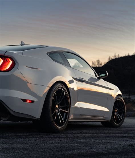 american racing application guide Kindle Editon