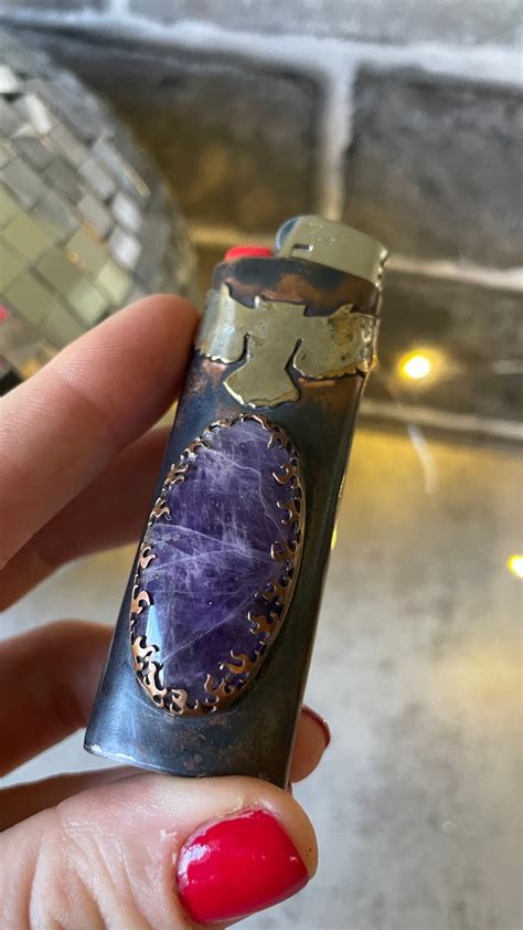 amethyst lighter