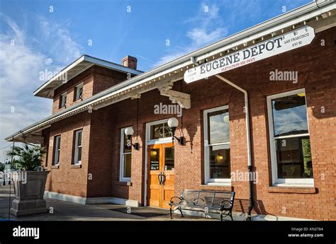 amtrak eugene oregon Reader