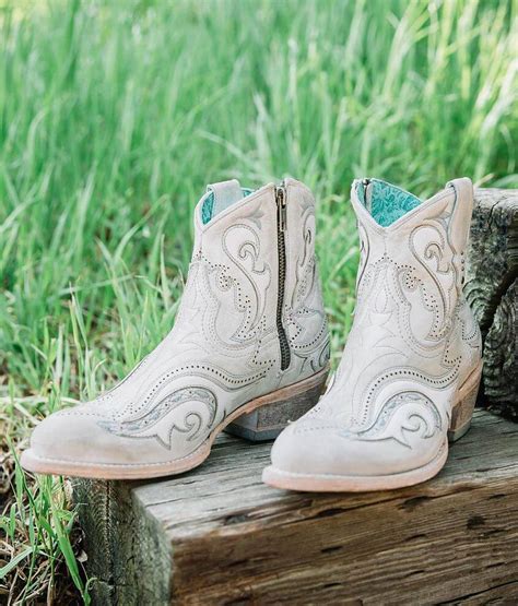 ankle cowgirl boots