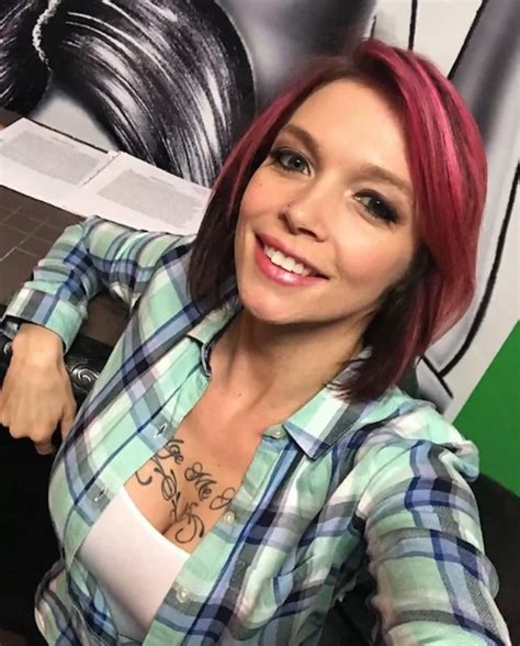 anna bell peaks age