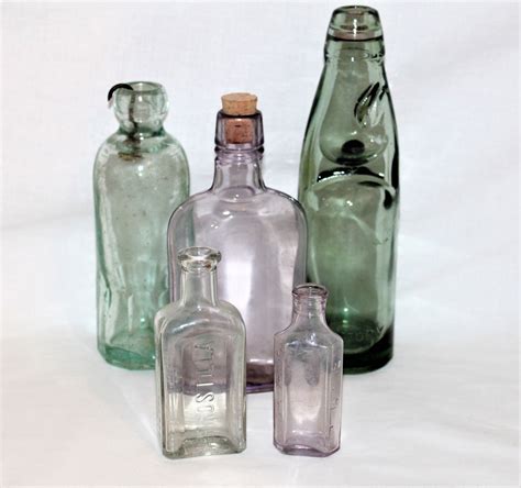 antique glass bottles glossary and price Kindle Editon