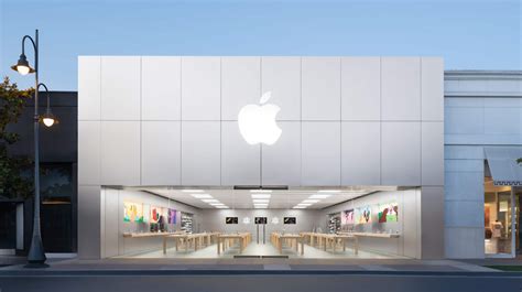 apple store temecula Reader