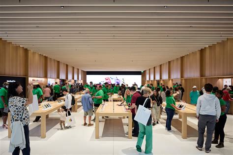 apple store virginia PDF