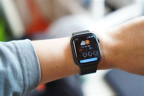 apple watch yahoo review Reader