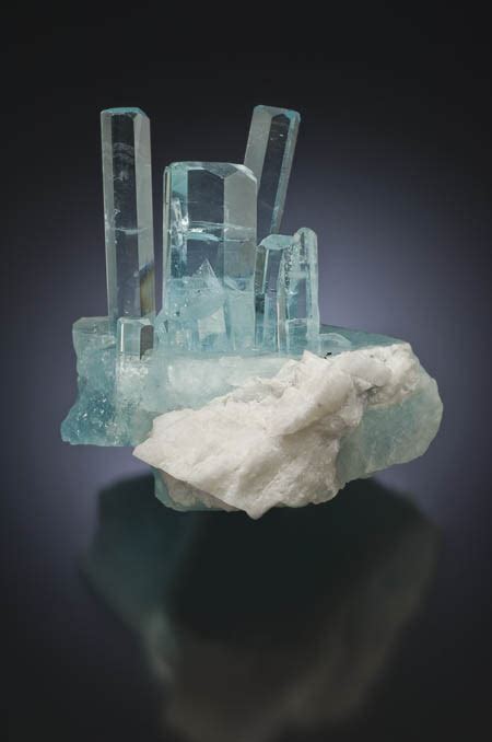 aquamarine specimen