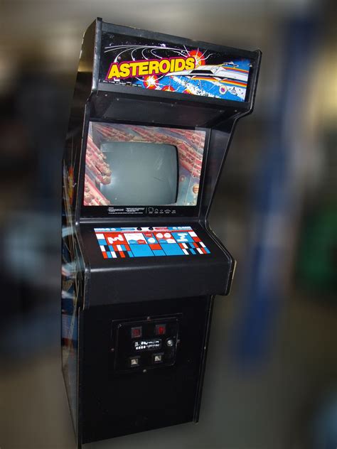 asteroid arcade game