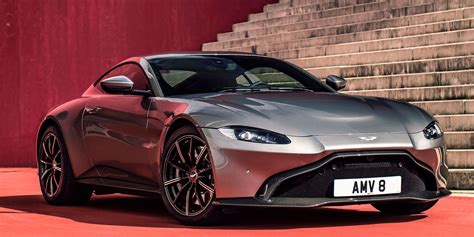 aston martin 2019 vantage