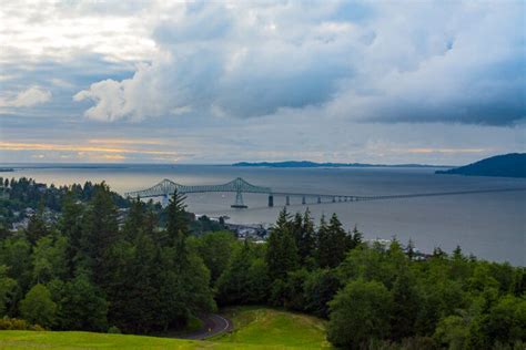astoria or to seattle wa