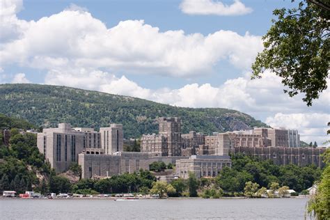attractions near west point ny
