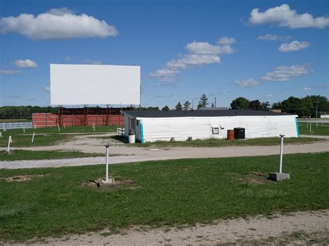 auburn garrett drive in