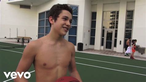 austin mahone without shirt