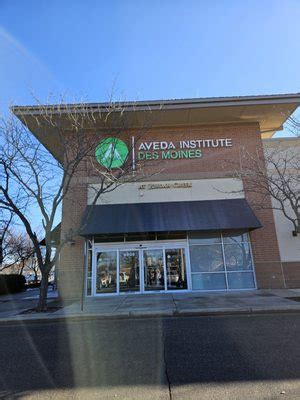 aveda institute des moines reviews