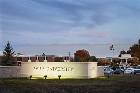 avila university tuition