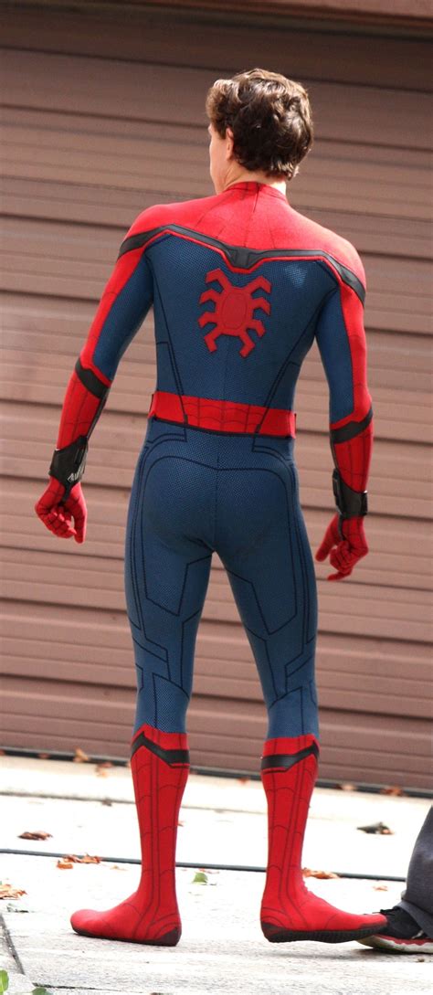 back of spider man suit