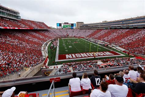 badger football student tickets