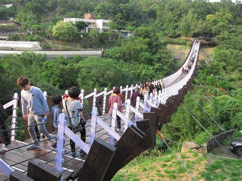 baishihu suspension bridge