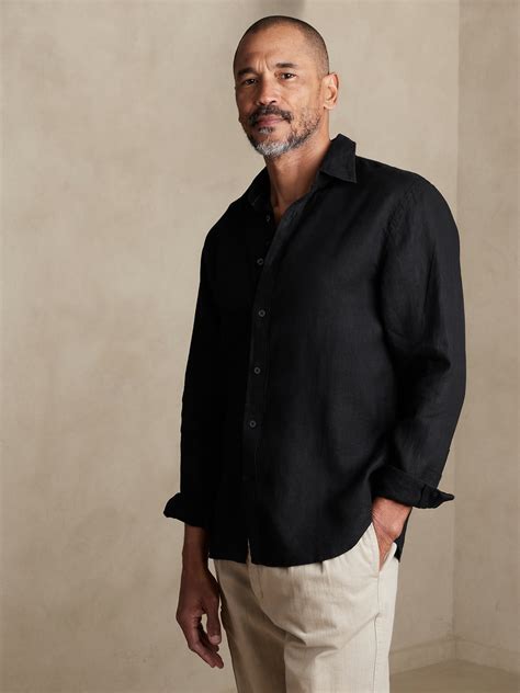 banana republic black shirt