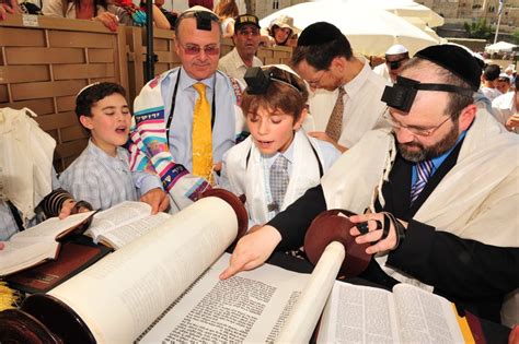 bar mittzvah a jewish boys coming of age Kindle Editon