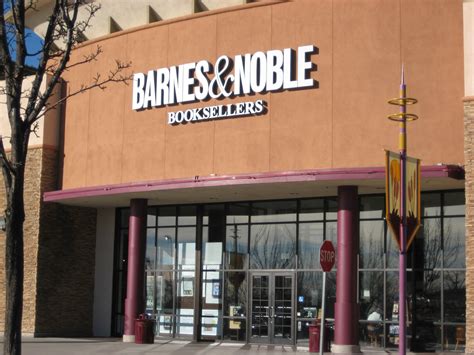 barnes and noble maple grove PDF