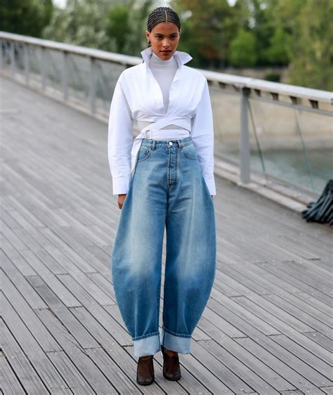 barrel jeans