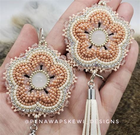 beaded earrings techniques and designs PDF