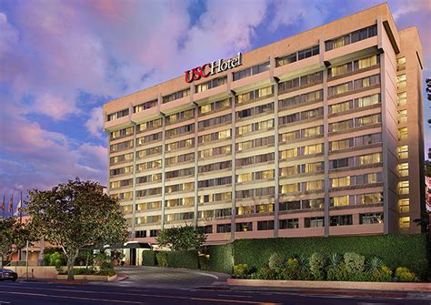 best hotels near usc