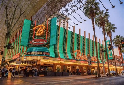 binions hotel las vegas