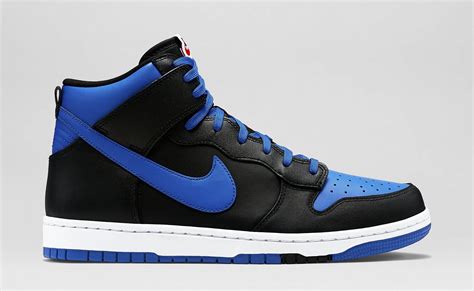 black and blue nikes