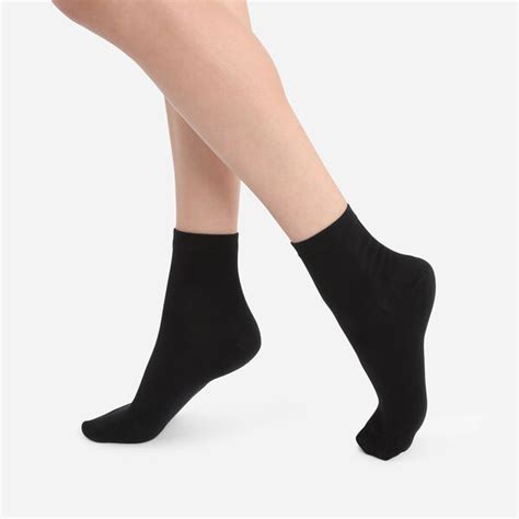 black ankle socks