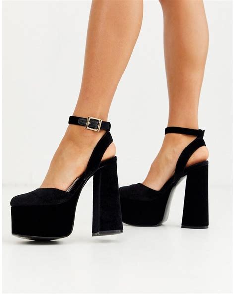 black chunky heels