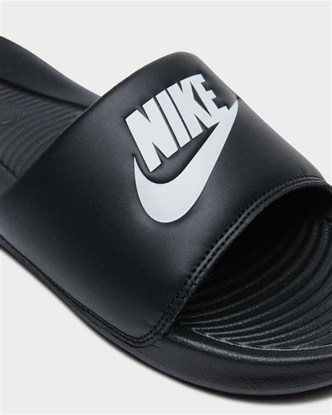 black nike slides