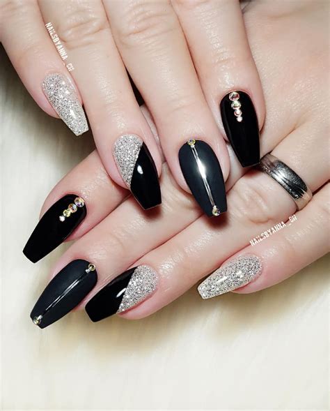 black silver nail art designs