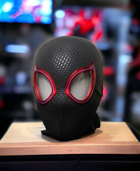 blinking miles morales mask