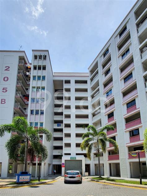 block 205b hdb compassvale