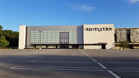 bloomingdales chestnut hill Epub