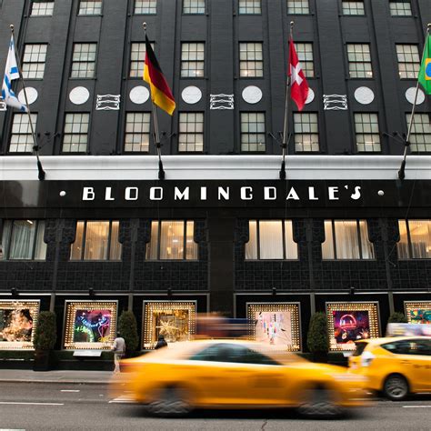 bloomingdales store hours Reader