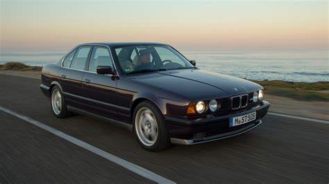 bmw e34 bentley guide PDF